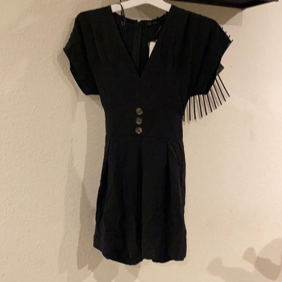 Dilvin romper‎ - Picture 1 of 5
